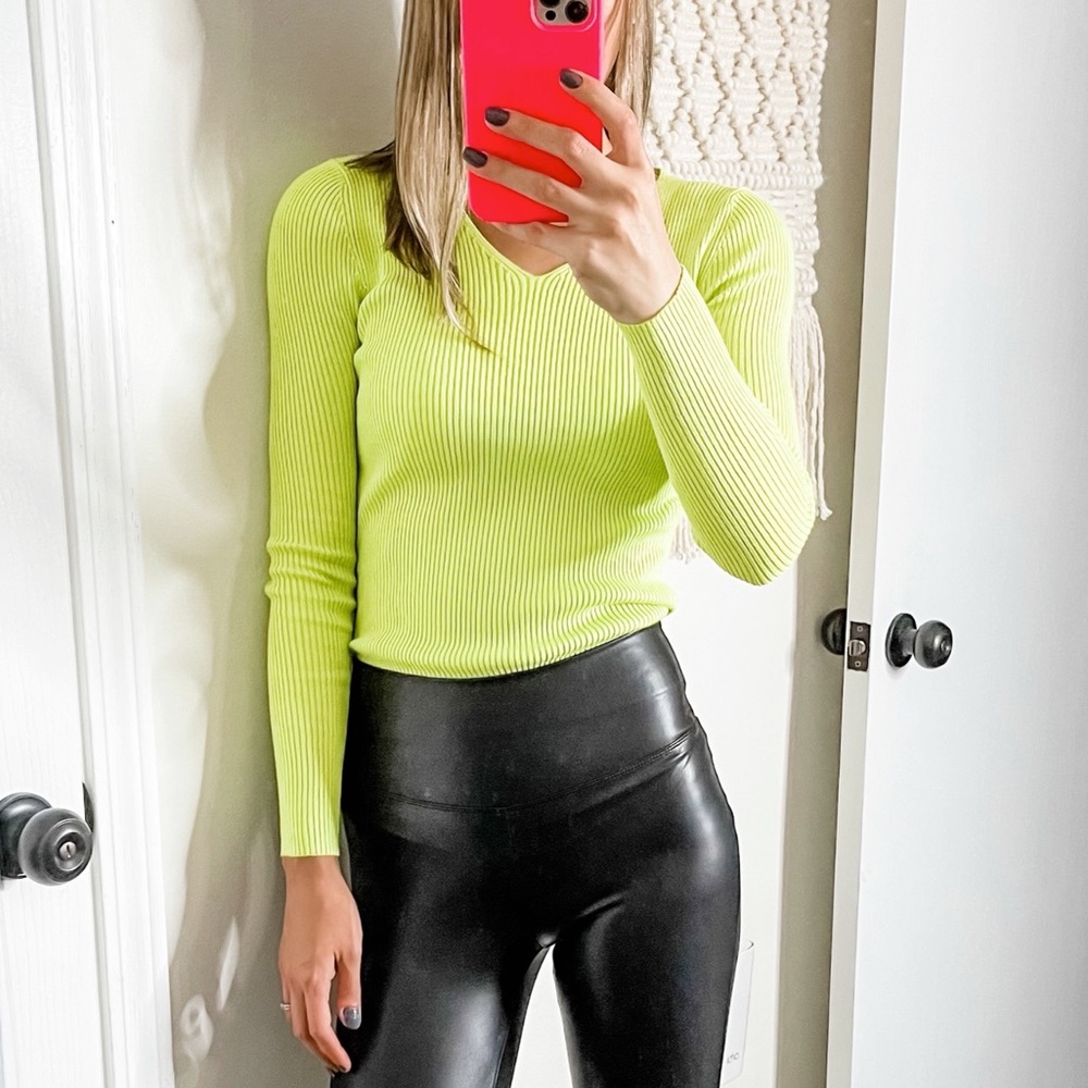 Lime Green V-neck Sweater NWT - Picture 2 of 9
